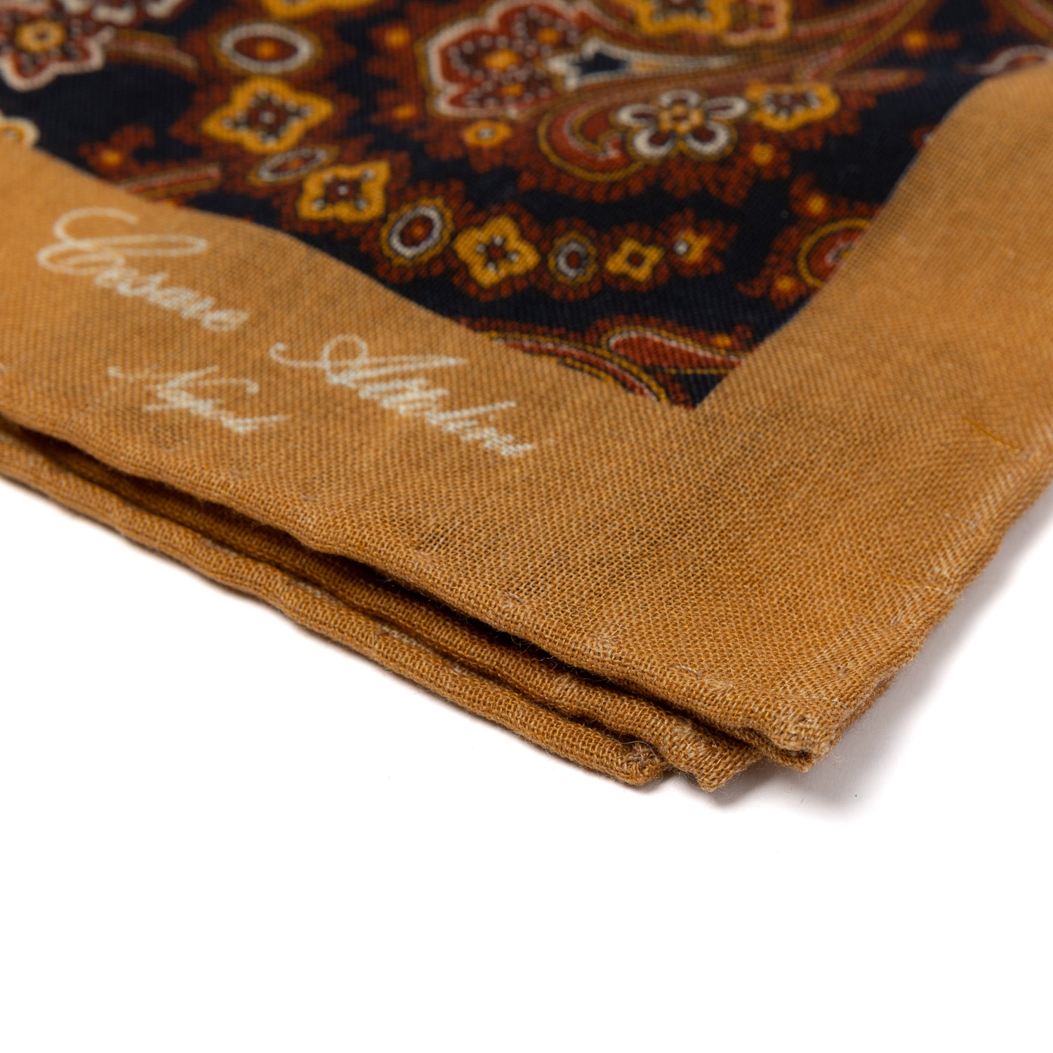 Pocket Square "Cachemire Turco" made from a Luxurious Wool Blend - hand-rolled